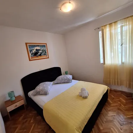 Turic Apartment *